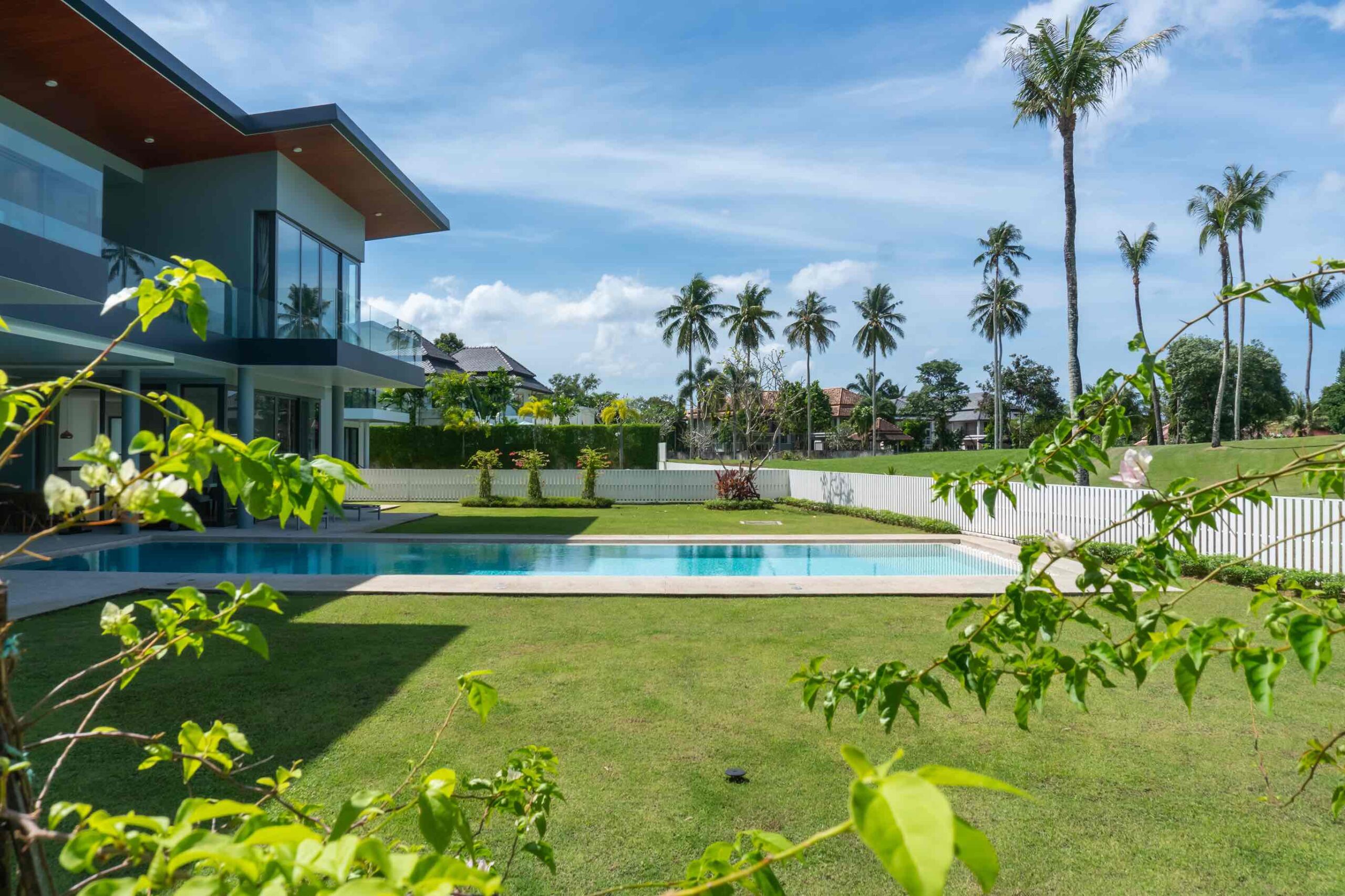 Четырехспальная вилла в Laguna Homes