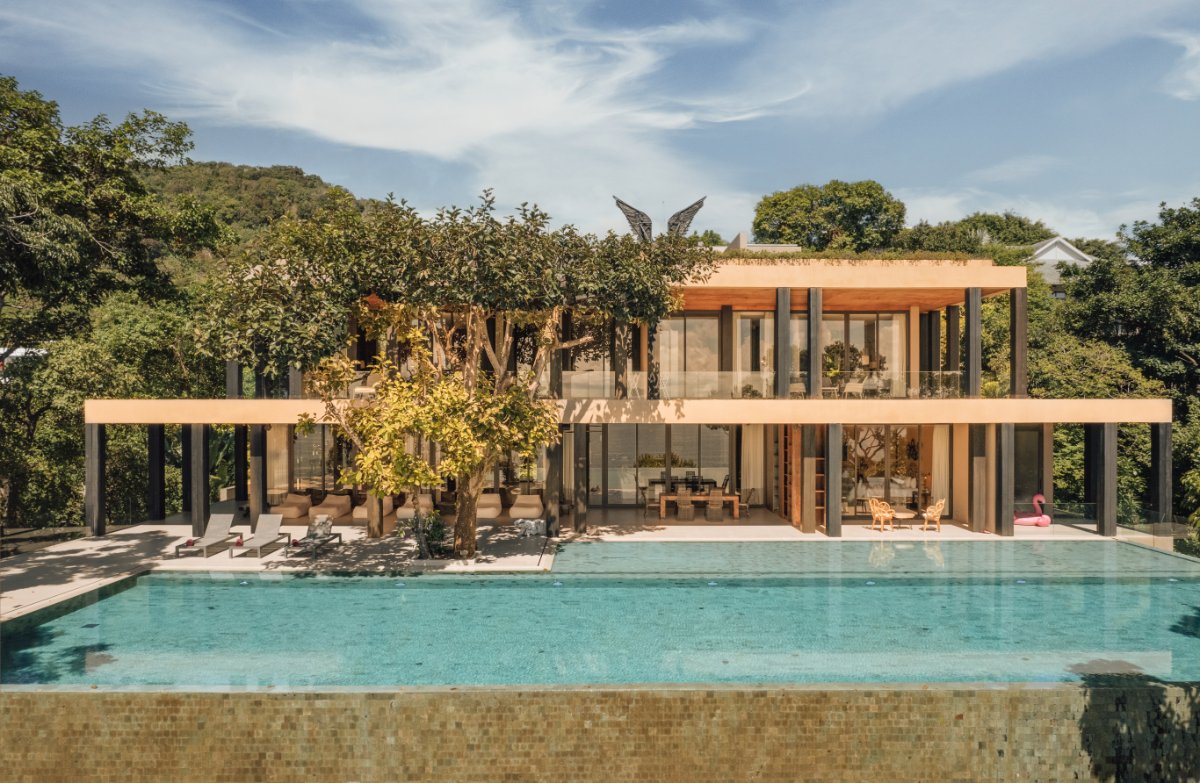 Villa Amarisa | Cape Amarin, Millionaires Mile